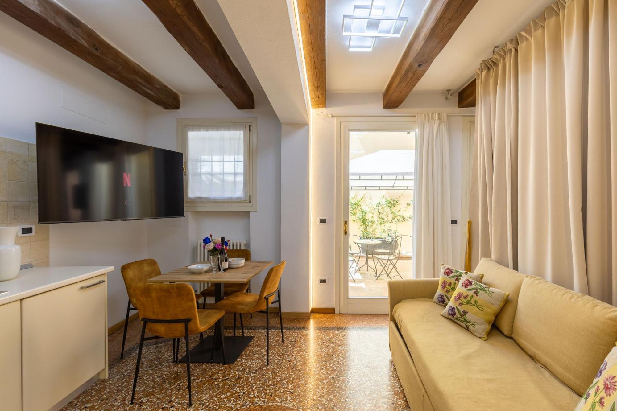 Frassinago Deluxe Suites-Bolognarooms Buitenkant foto