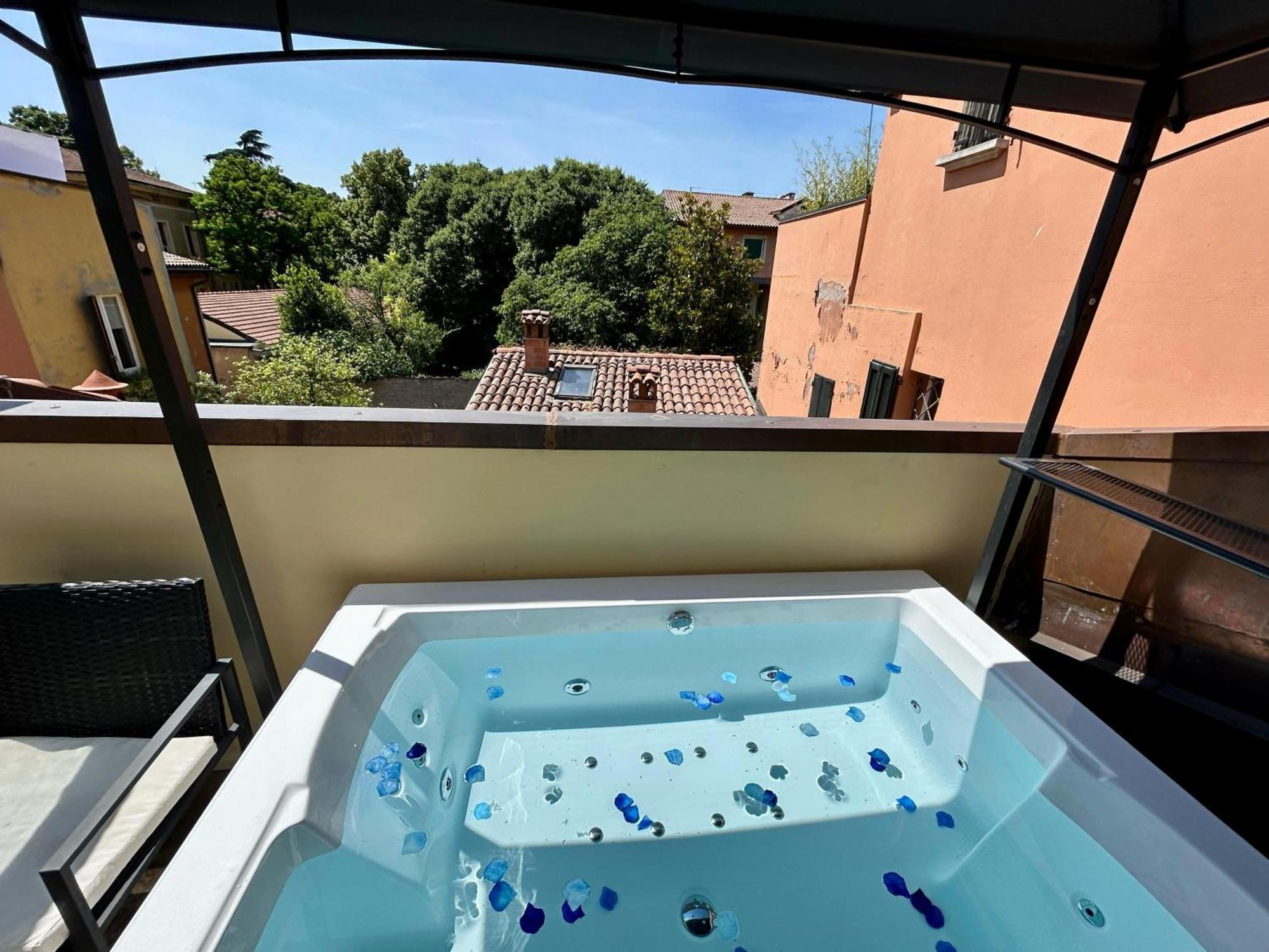 Frassinago Deluxe Suites-Bolognarooms Buitenkant foto